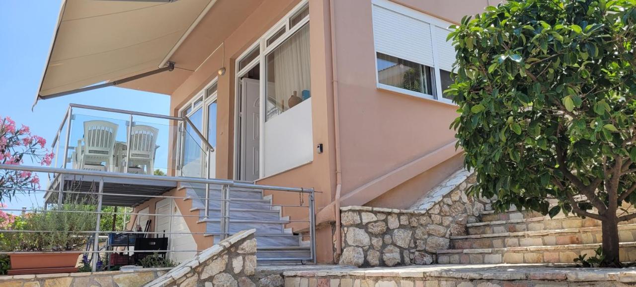 Family Apartment Derveni Luaran gambar