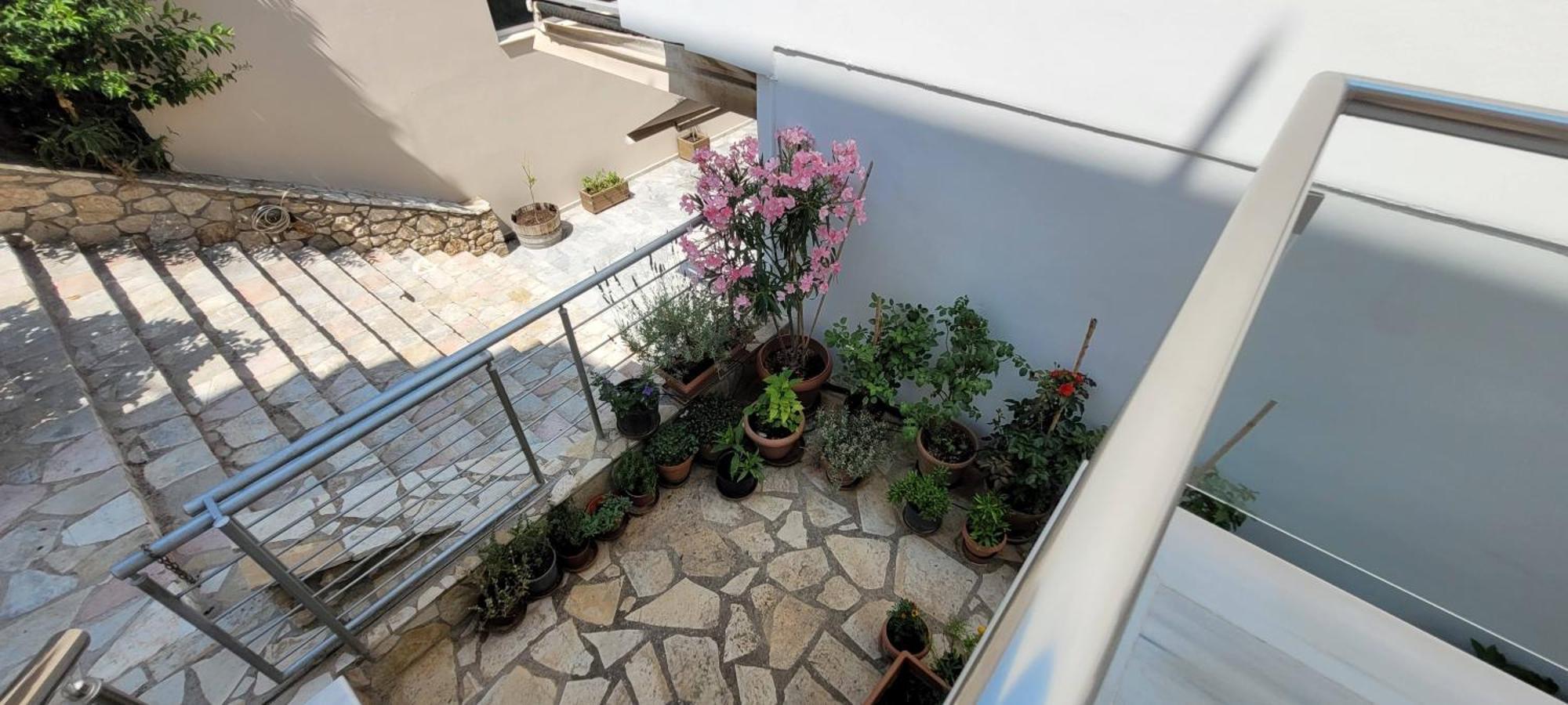 Family Apartment Derveni Luaran gambar