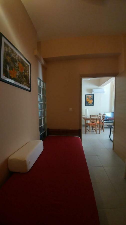 Family Apartment Derveni Luaran gambar